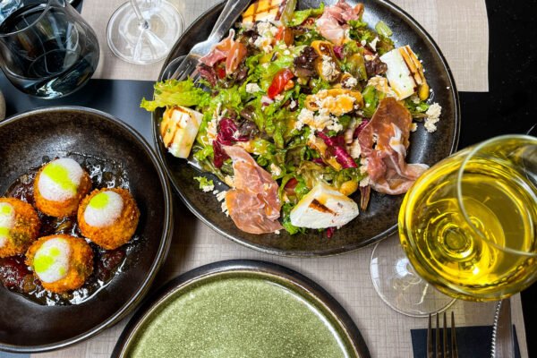 Φαγητό στη Λάρισα στο WE Urban Gastronomy