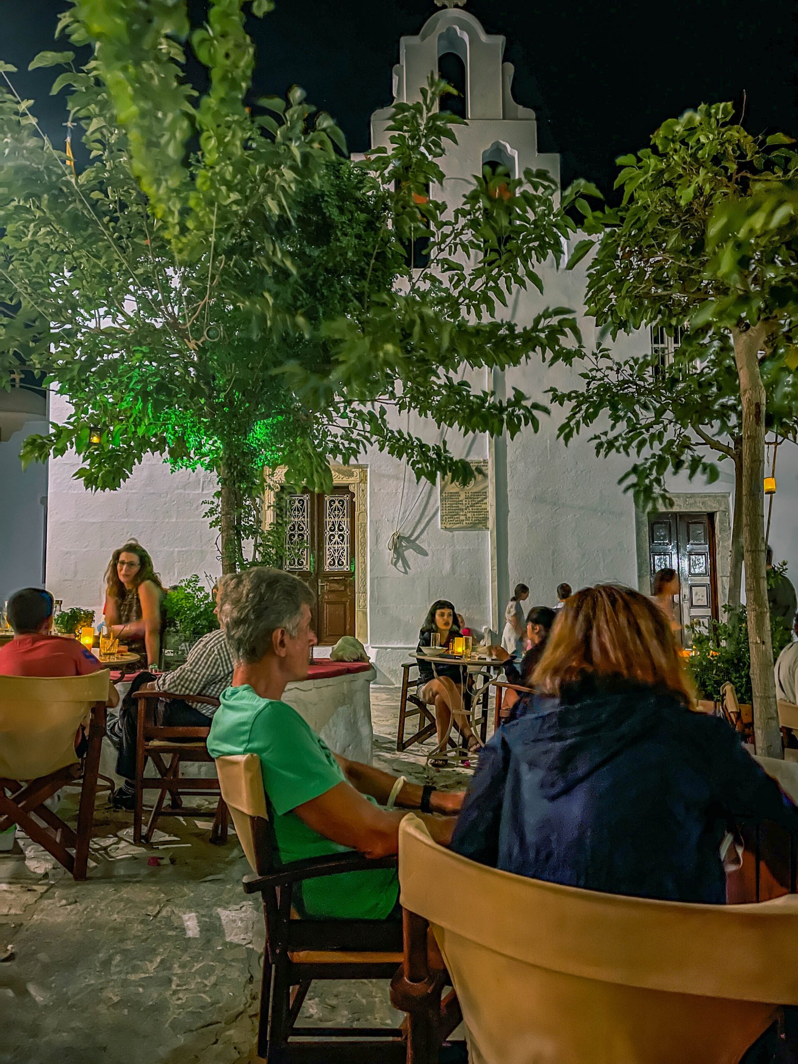 Γλυκές Αλχημείες στην Χώρα της Αμοργού